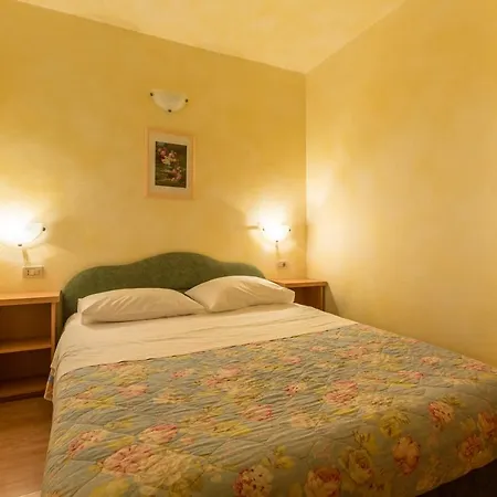 Alda-App Apartment Funtana Exterior photo