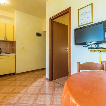 Alda-App Apartment Funtana Exterior photo
