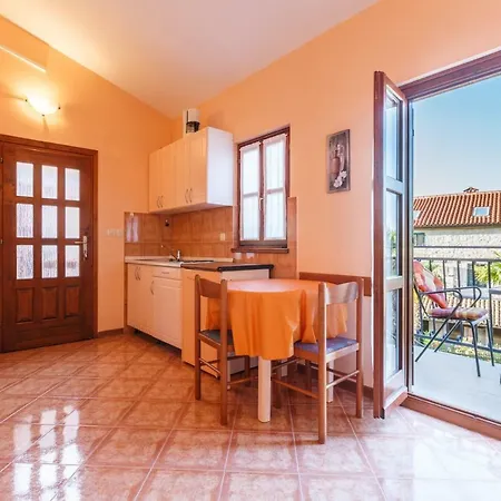 Alda-App Apartment Funtana Exterior photo